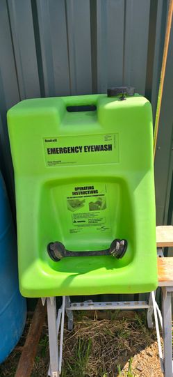Emergency Eye Wash Station Portable