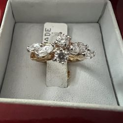 Vintage Gold Ring With CZ Diamonds 