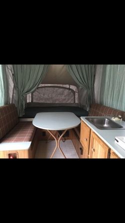 97 Coleman tent trailer