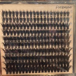 False Eyelashes 