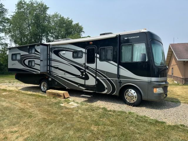 2008 Fleetwood 34N