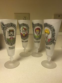 Vintage 1980 family humor glasses total of 4 very cute