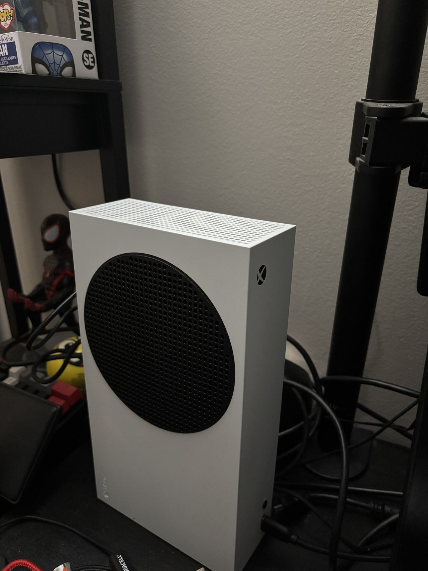 Xbox Series S With headset