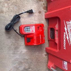 Milwaukee M12 M18 Rapid Charger (NEW) 