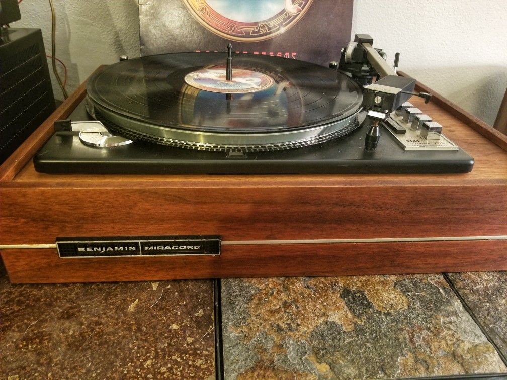 Elac Benjamin Miracord 770h Turntable