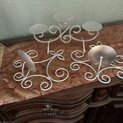 Wall mounted candle holder