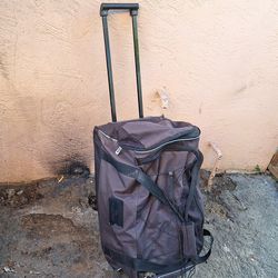 Protégé Duffel Bag On Wheels