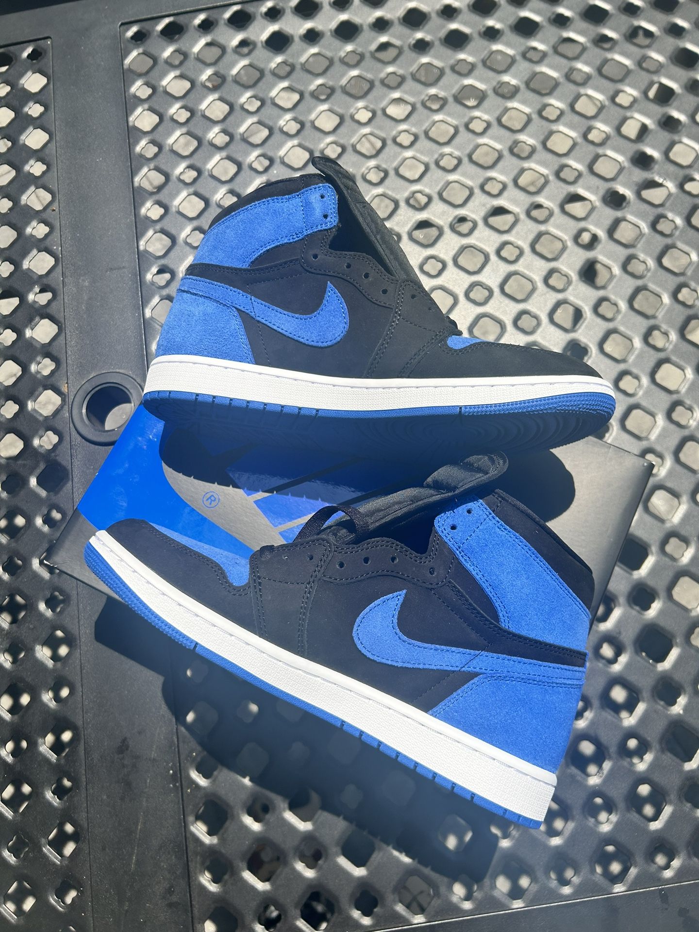 Size 9.5 Jordan 1 Retro High OG ‘Royal Reimagined’