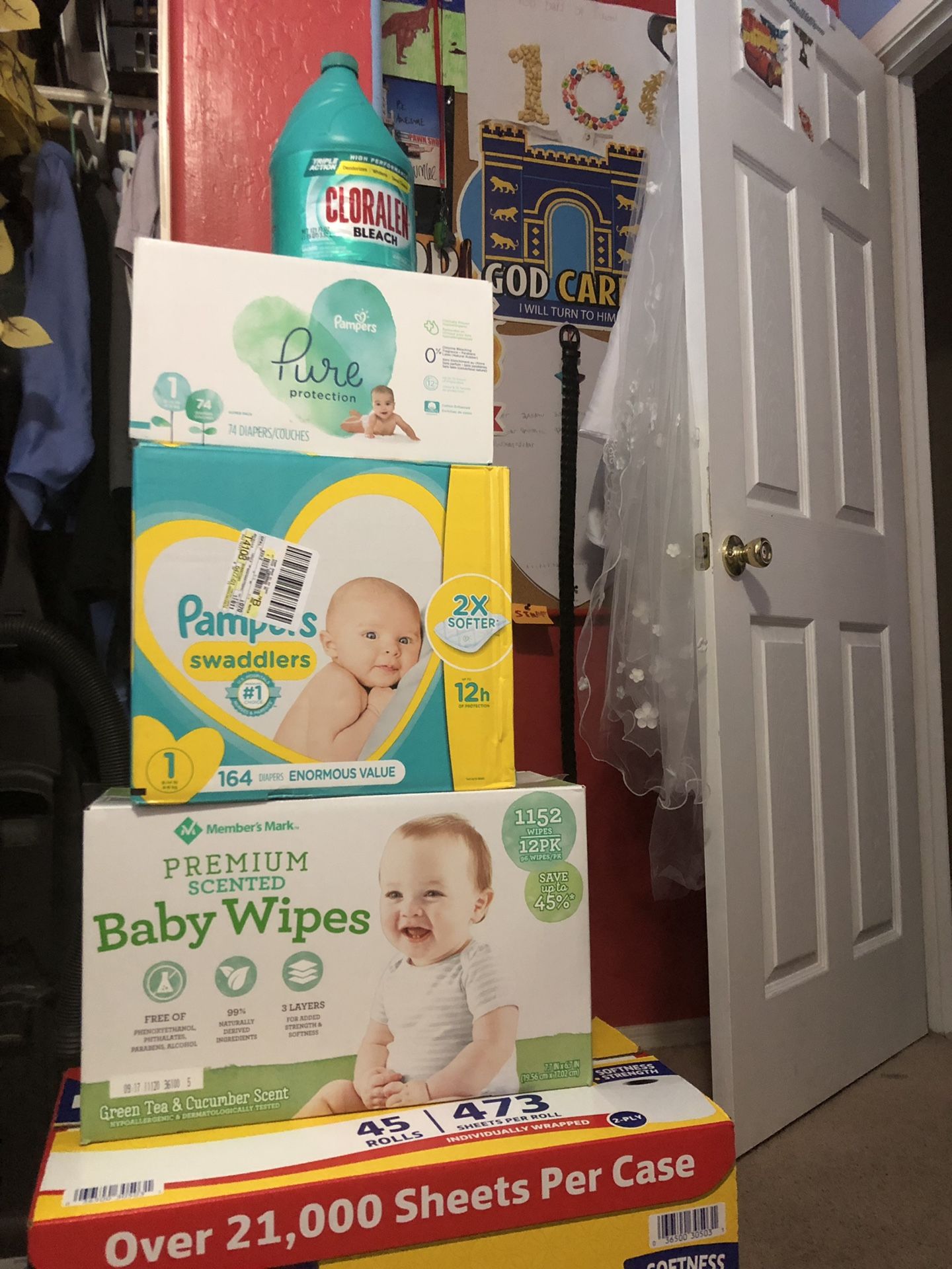 Pampers wipes and paper