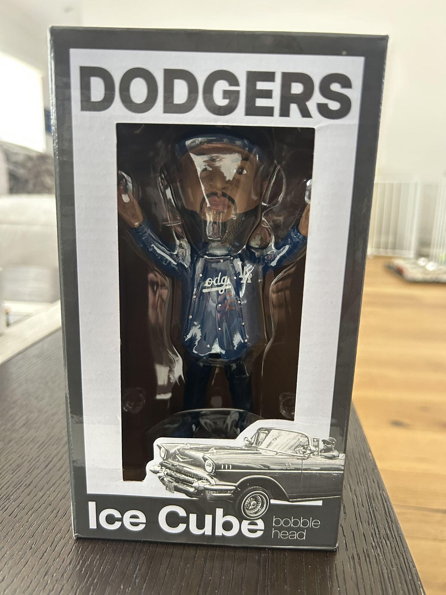 Ice Cube Bobble Head