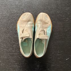 Puma Women Sneakers Size 7