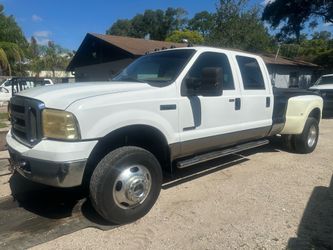 2006 Ford F-350 parting out (for parts)