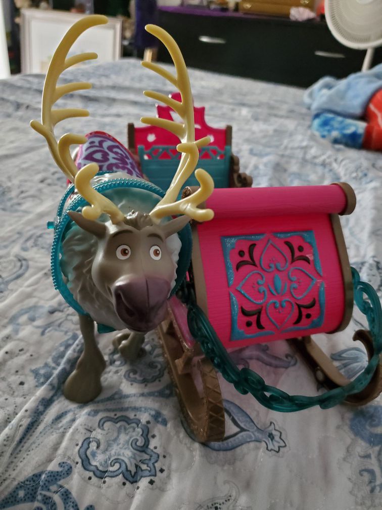 Disney frozen the sleigh and the moose