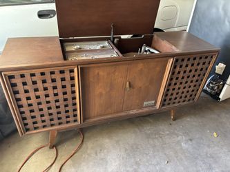 Record Player Counsel