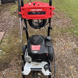 Like New Craftsman Pressure Washer 163cc Engine, 2800 Psi 2.3 Gpm. You Must Pick Up