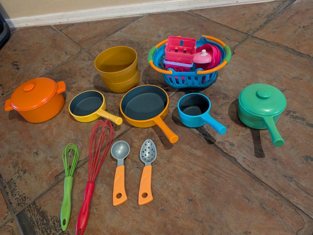 Play Pots, Pans, Utensils, Baskets