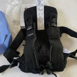 BabyBjörn Carrier One Black from 3 months to 3 years Up To 33lb
