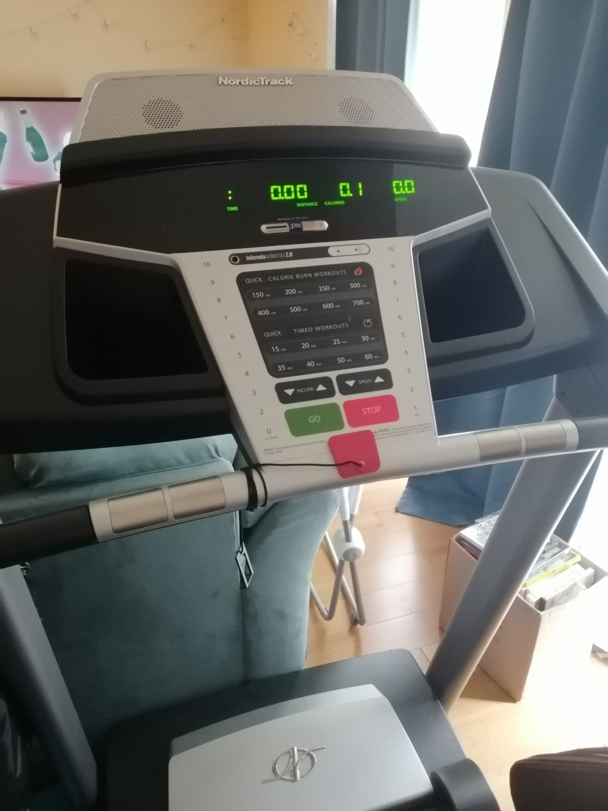 Incline treadmill (NordicTrack)