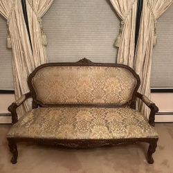 Antique vintage Louis the XV French style loveseat sofa sette