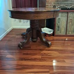 Antique Round Table