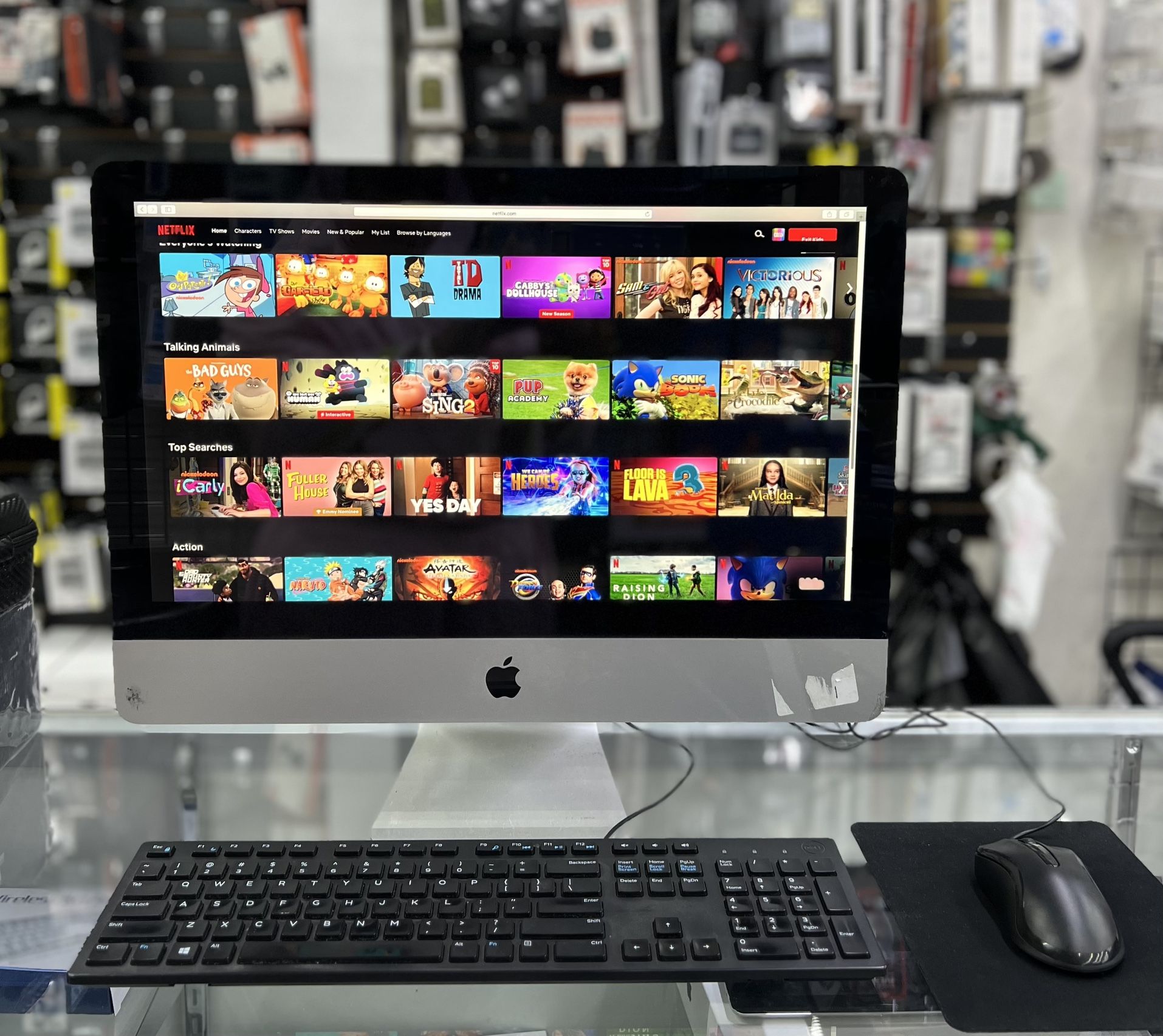 Apple iMac 2011 All in One Computer with brand new keyboard and mouse