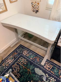 Standing desk