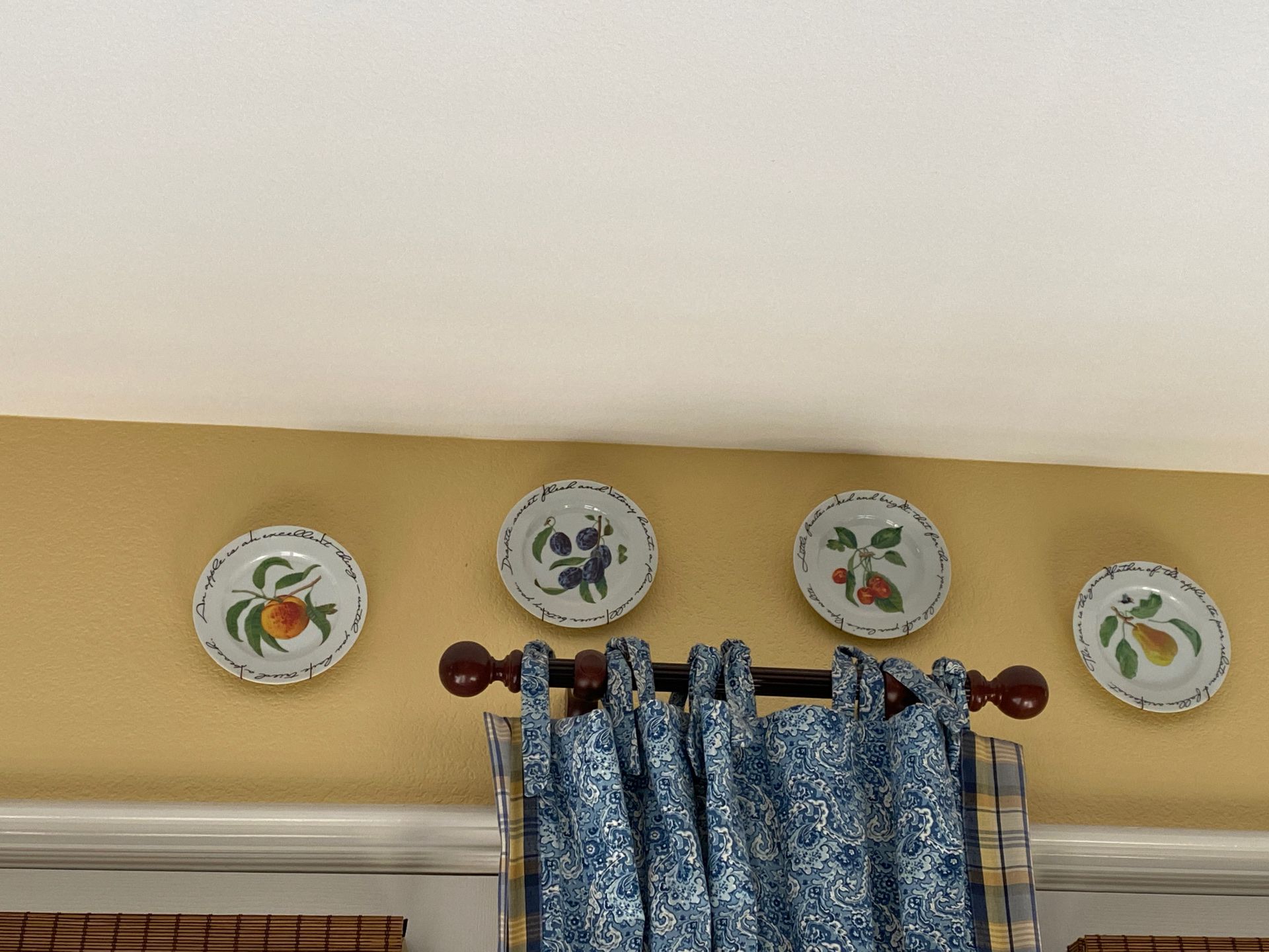 Four Decorative fruit plates with wall mount