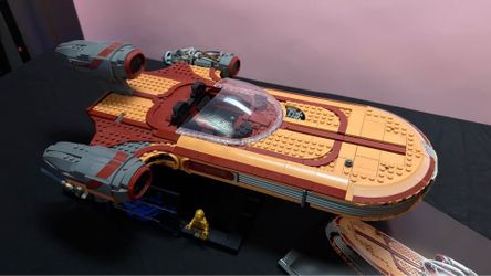 LEGO Star Wars UCS Luke Skywalkerβs Landspeeder 75341 Complete