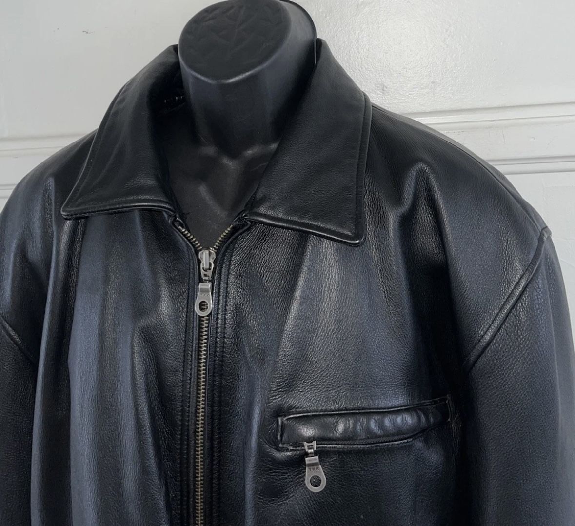 Wilsons M. Julian Men's Black Leather Bomber Motorcycle 3M Thermal Jacket Sz L