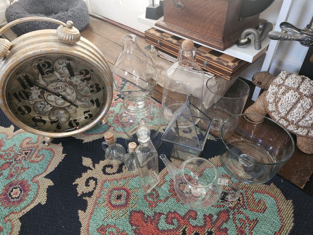 Glassware Decorative Items