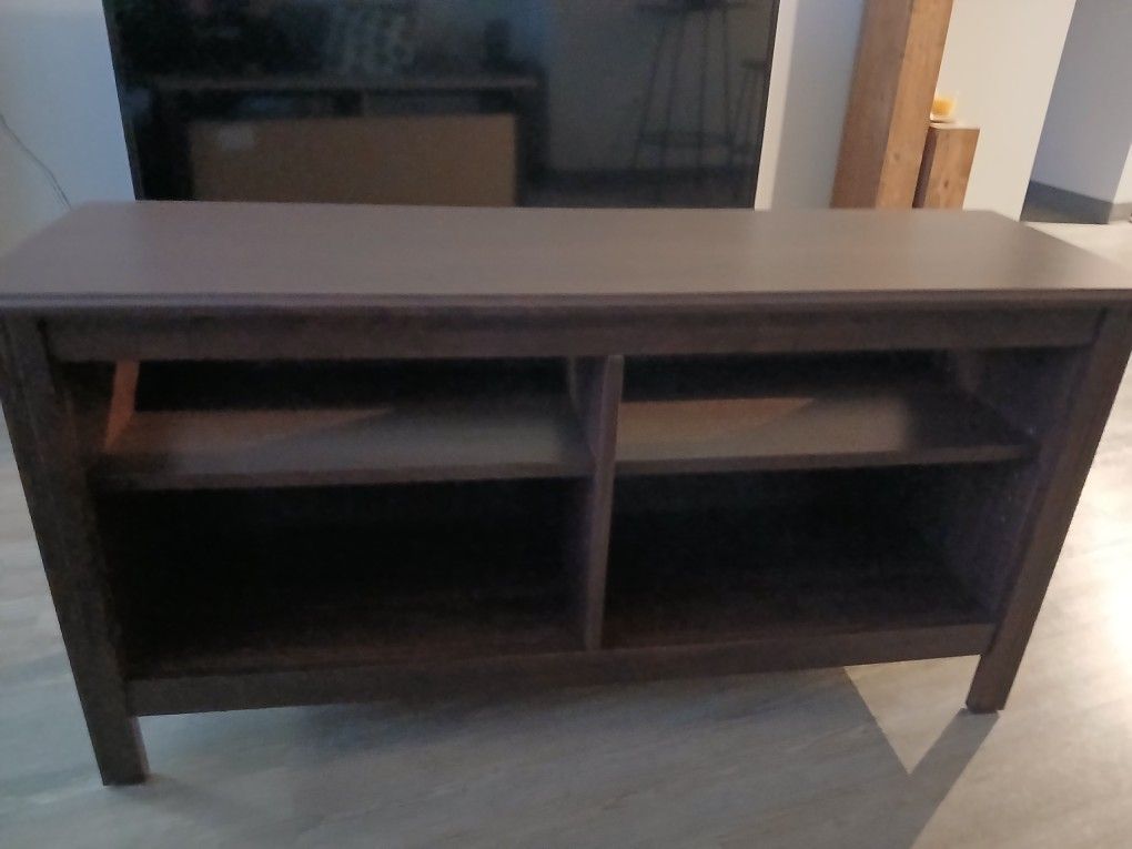 Tv Stand 47x25