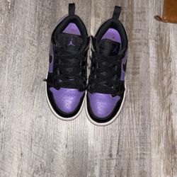 Purple And Black Air Jordans 