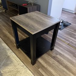 Modern Wood & Black End Table with Shelf –  Great Condition
