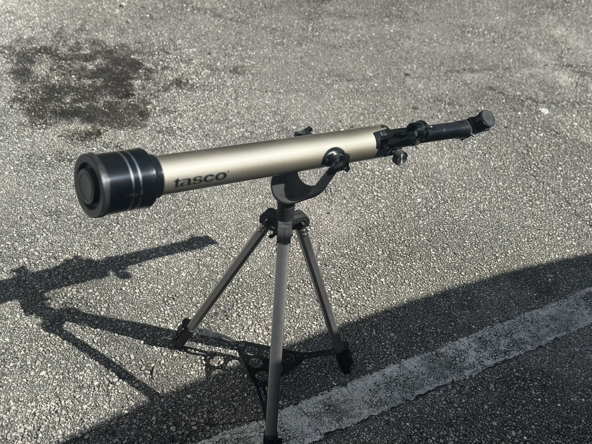 Tasco Refractor Telescope with Tripod – Great for Beginners