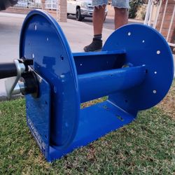 Cox Reels 112Y-12 - Hand Crank Reel
