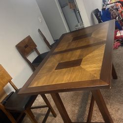 Dining Room Table 