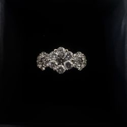 Real diamond Ring 3 carats! 14k Gold.