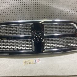 2013 2018 DODGE RAM 2500 3500 FRONT GRILLE OEM 