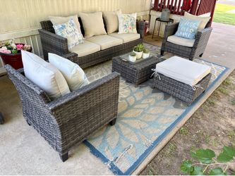 Patio set