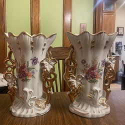 Antique cottage core/Coquette Vases