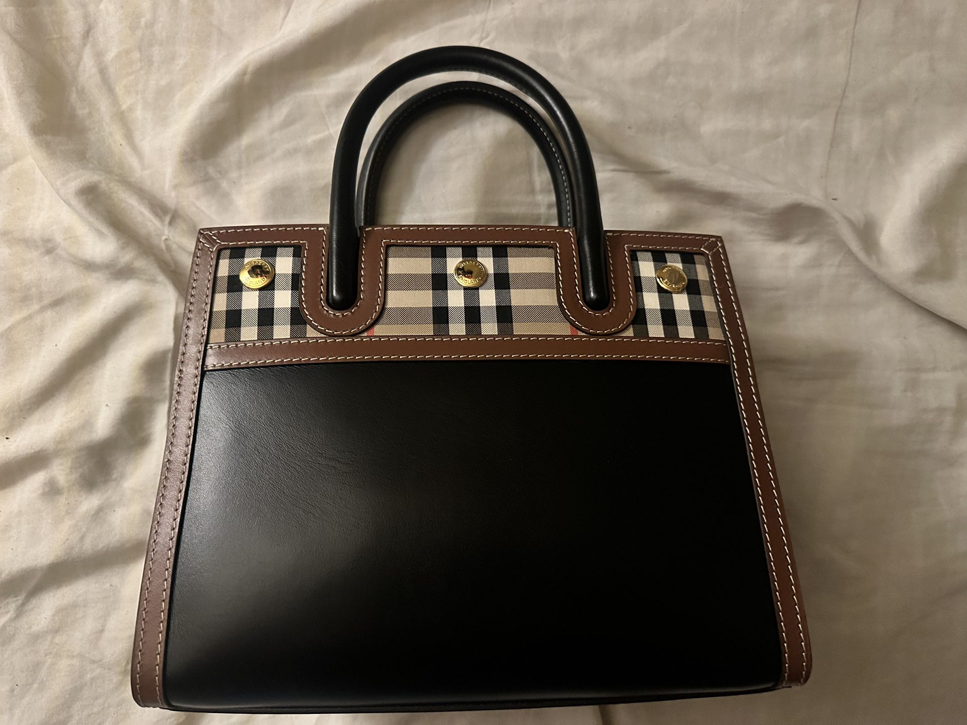 Burberry Baby Title Bag