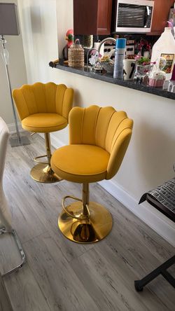 Brand new barstools