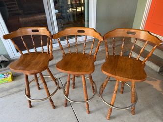 Vintage barstools great condition