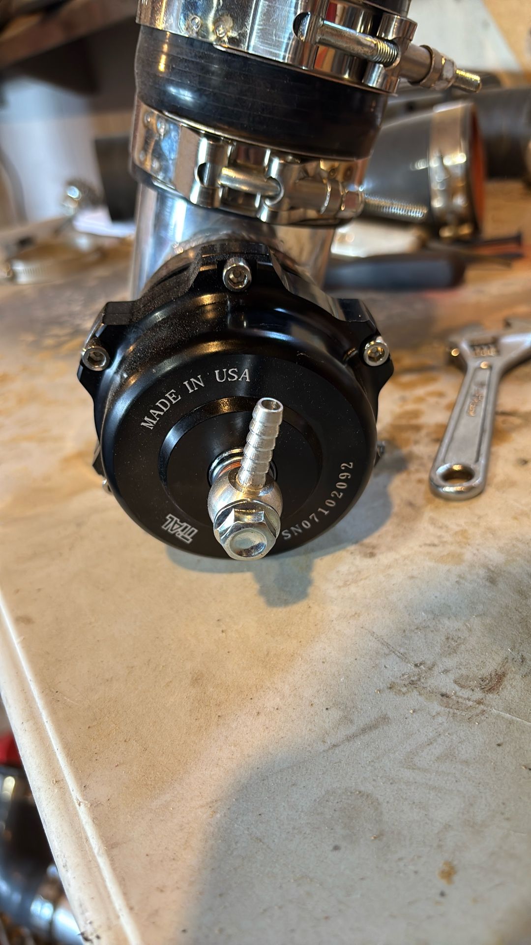 Tail Black Blow Of Valve Brand New 