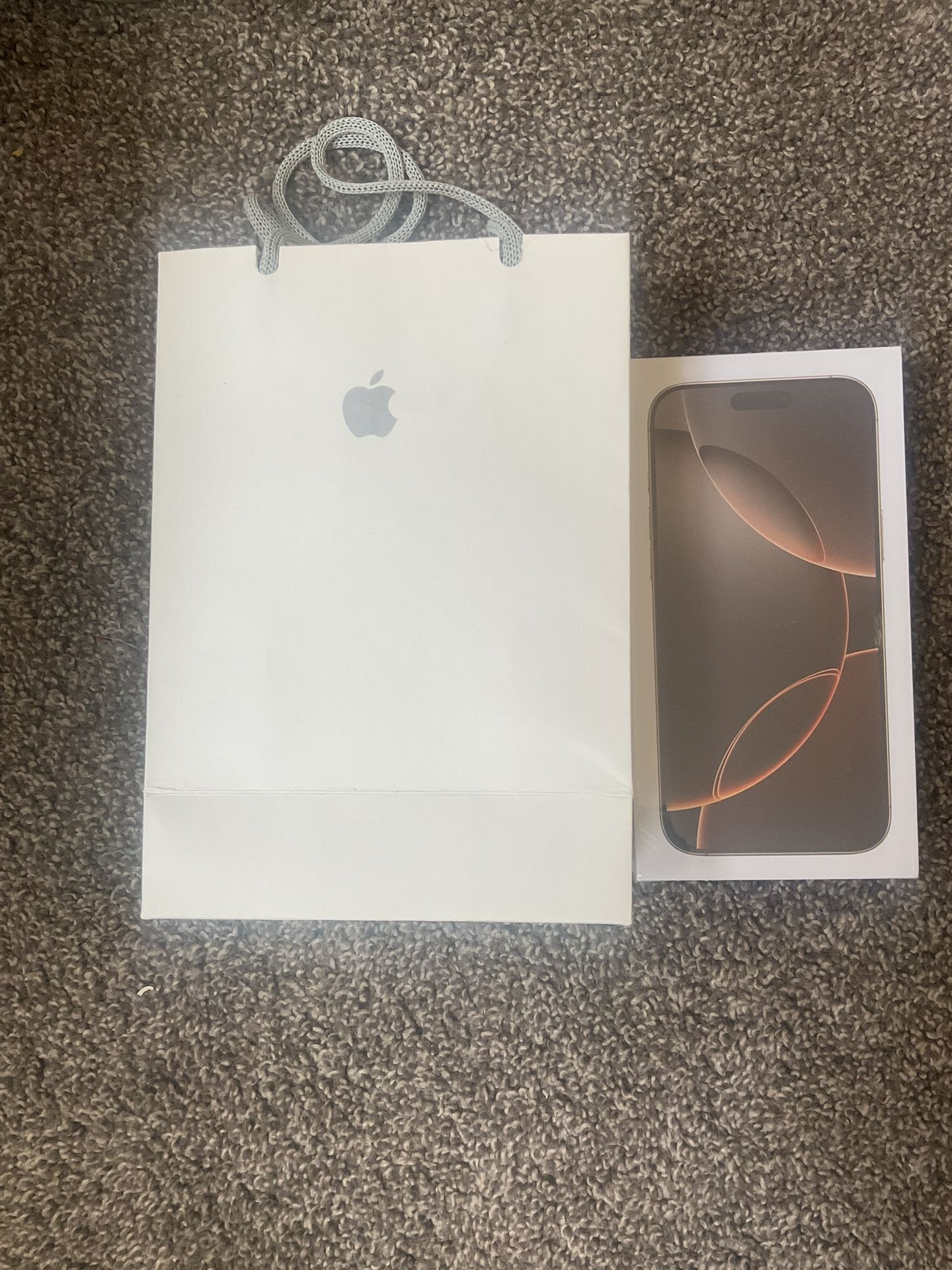 iPhone 16 Pro Max 1Tb Desert Titanium