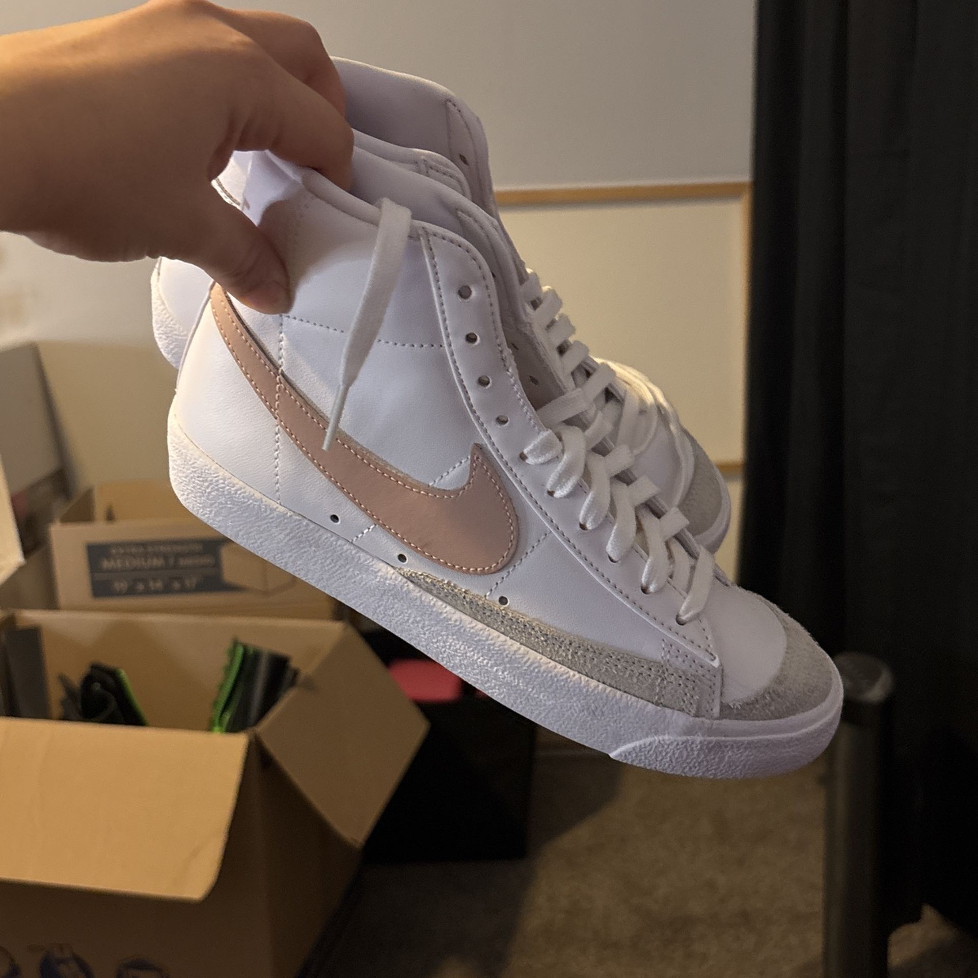 Size New Nike Blazers - Main Image