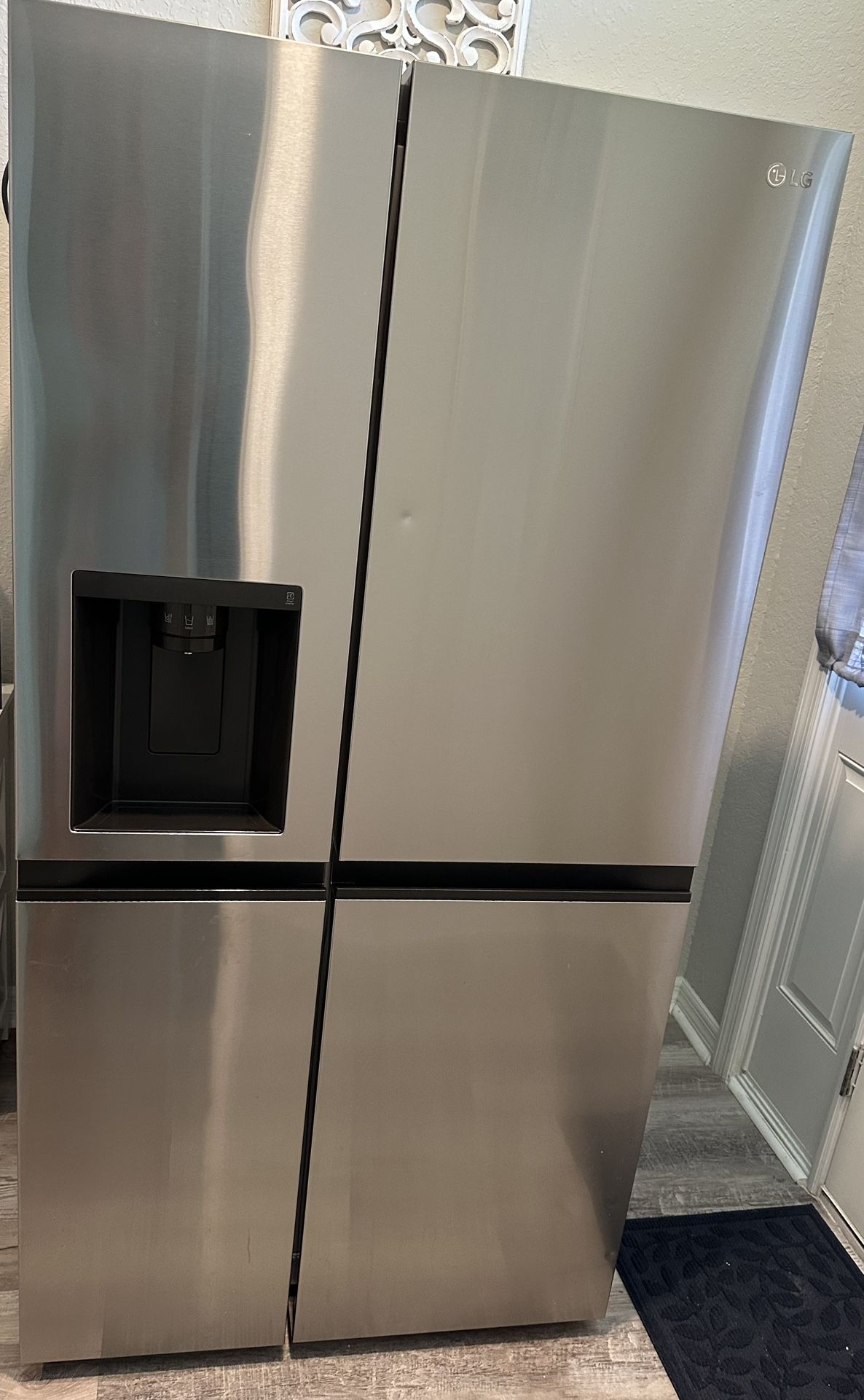LG - 27.2 Cu. Ft. Side-by-Side Refrigerator