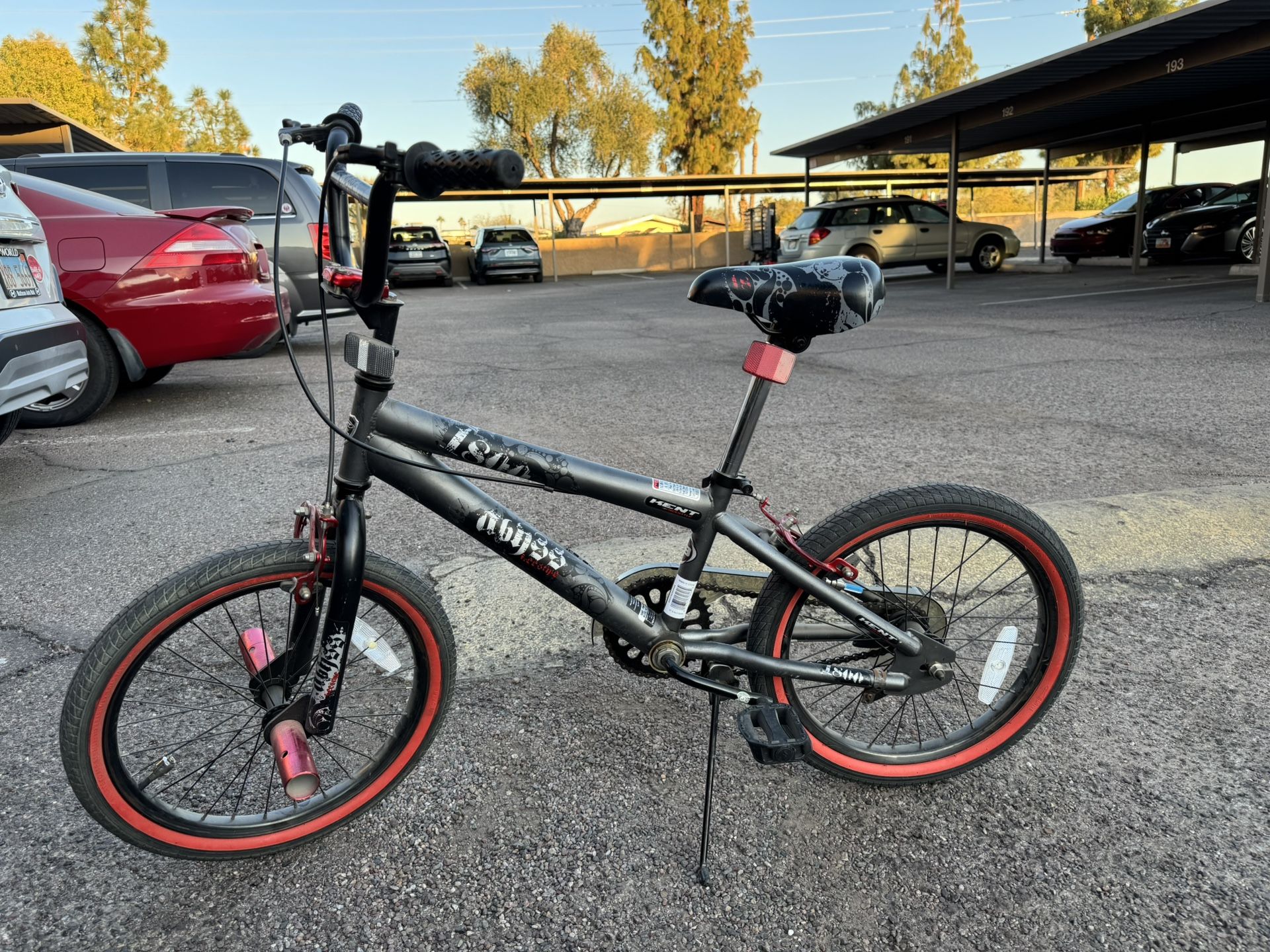 18” Boys Kent Abyss BMX Freestyle Bike