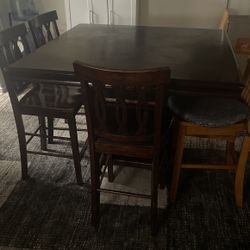 Dinning Table