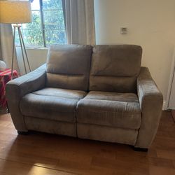 2-Person Reclining Couch – Brown Suede